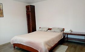 Family And Friends Apartment